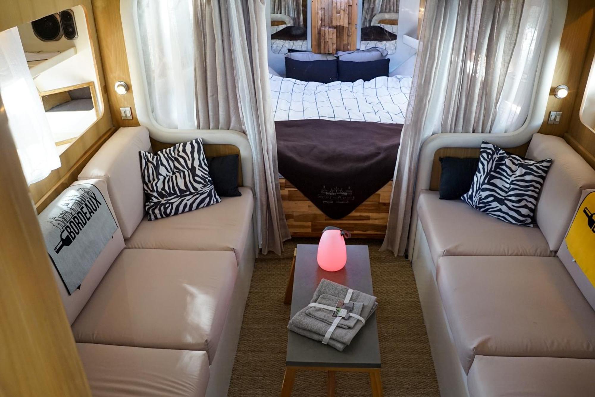 Bateau Cocoon En Amoureux Bordeaux Exterior foto